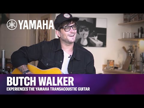 Butch Walker fait l'expérience de la guitare Yamaha TransAcoustic